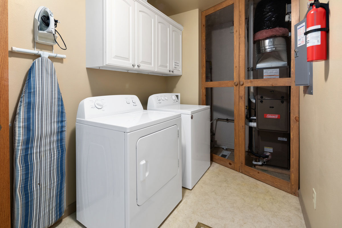 Guest House Laundry Room